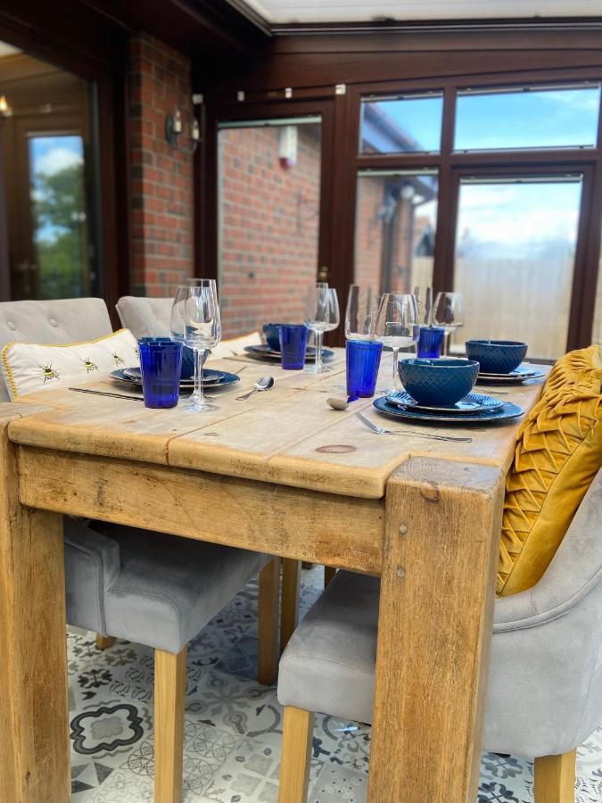 Stunning Quirky Home In Amble Exterior foto